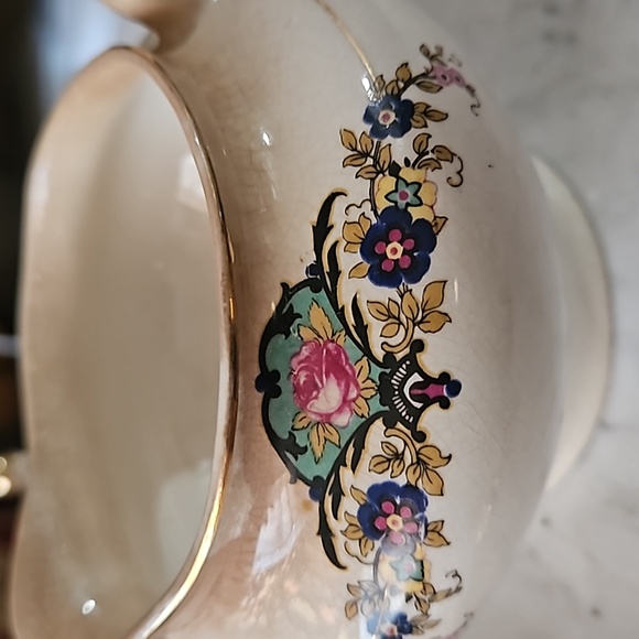 1766 marked Antique Edwin Knowles English trimmed floral saddle creamer - Picture 6 of 9